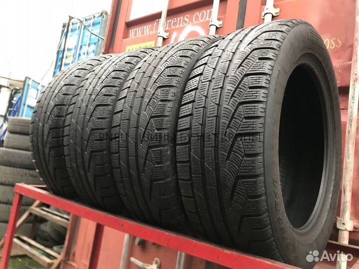Pirelli Winter Sottozero 210 Serie II 235/55 R18 104H