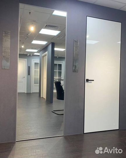 Скрытая дверь с установкой