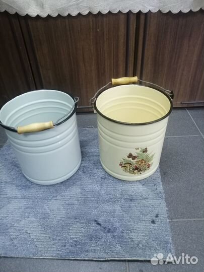 Чайник и ведро эмалированное