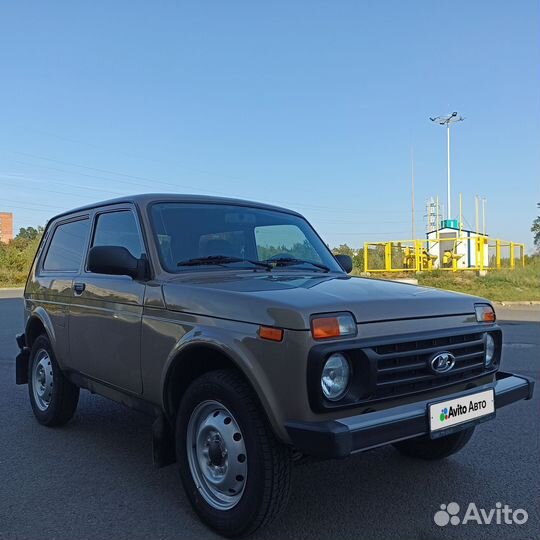 LADA 4x4 (Нива) 1.7 МТ, 2016, 17 500 км