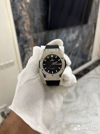 Часы hublot