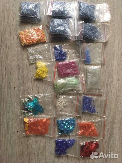 Остатки бисера, и остатки сопутствующих материалов