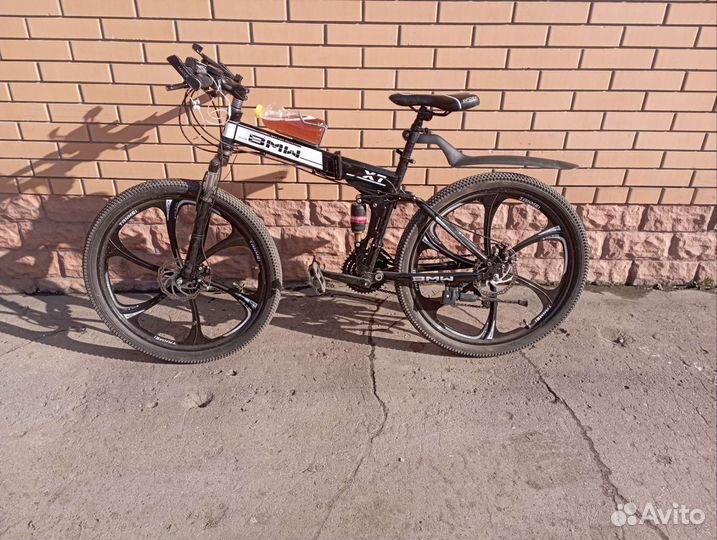 Велосипед BMW X7 на литых дисках