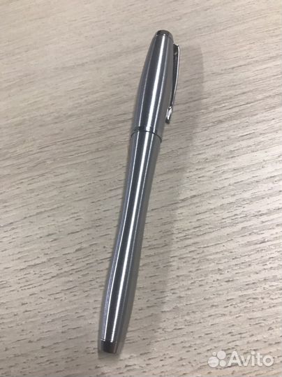 Перьевая ручка parker