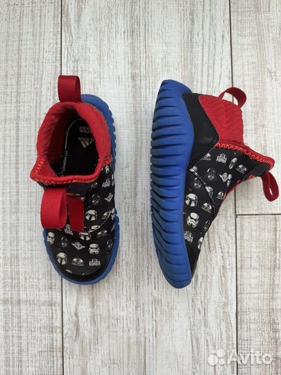 Кроссовки adidas