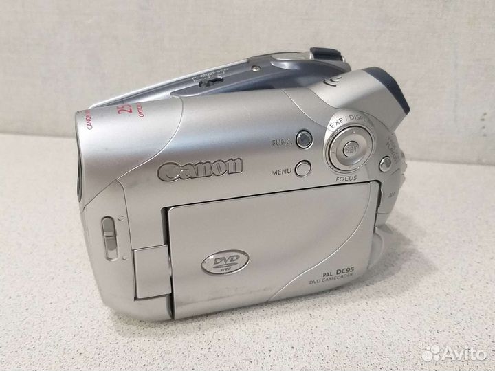 Видеокамера canon DC100 DC95 и сумка чехол