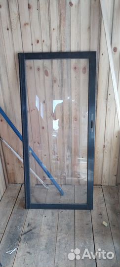 Два алюминиевых окна от лоджии