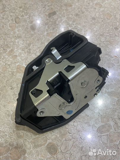 Замок двери