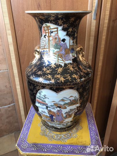 Ваза старая. Япония. Сацума. Фарфор