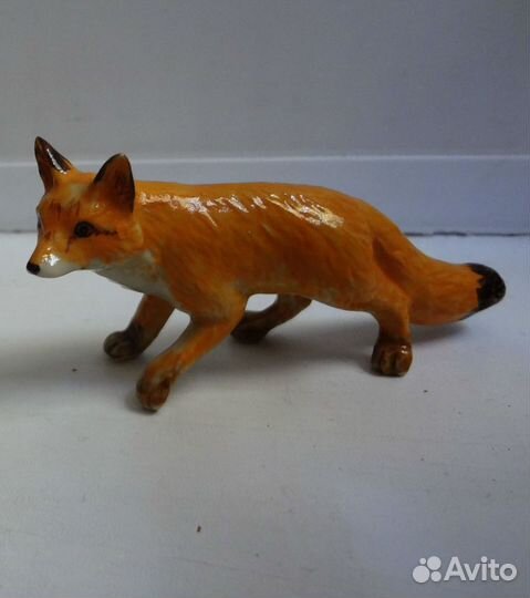 Миниатюрная фарфоровая фигурка лисы франция