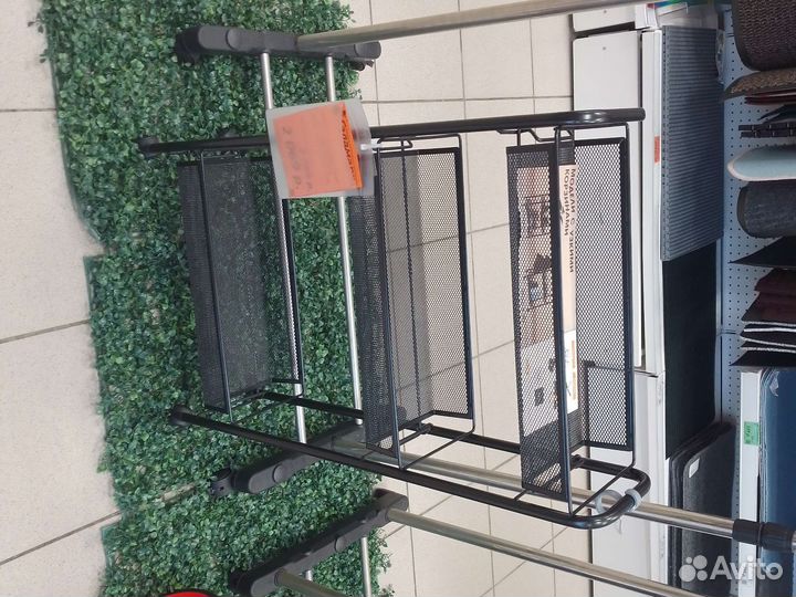 Этажерка на колёсиках