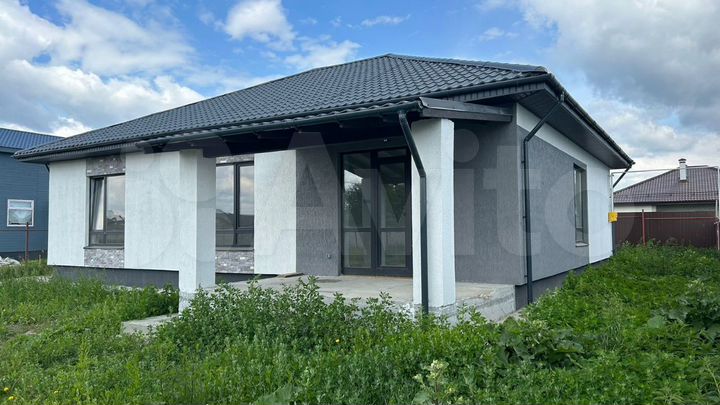 Коттедж 154 м² на участке 7,5 сот.