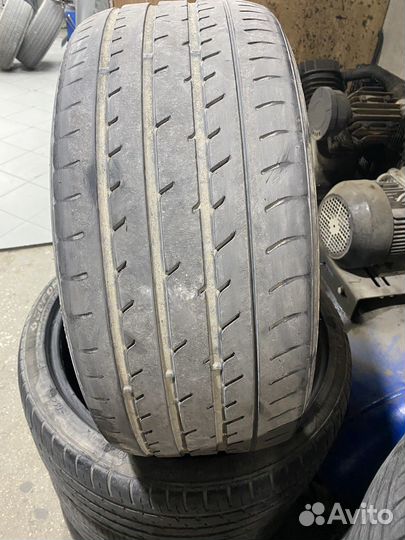Toyo W8 245/35 R19 D