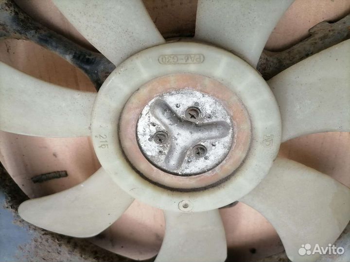 Вентилятор радиатора кондиционера Chariot Grandis