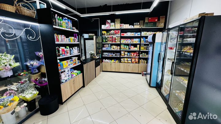 Продуктовый магазин-кофейня