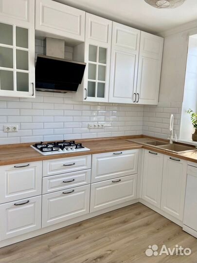 Кухонный гарнитур без ручек CN:015484