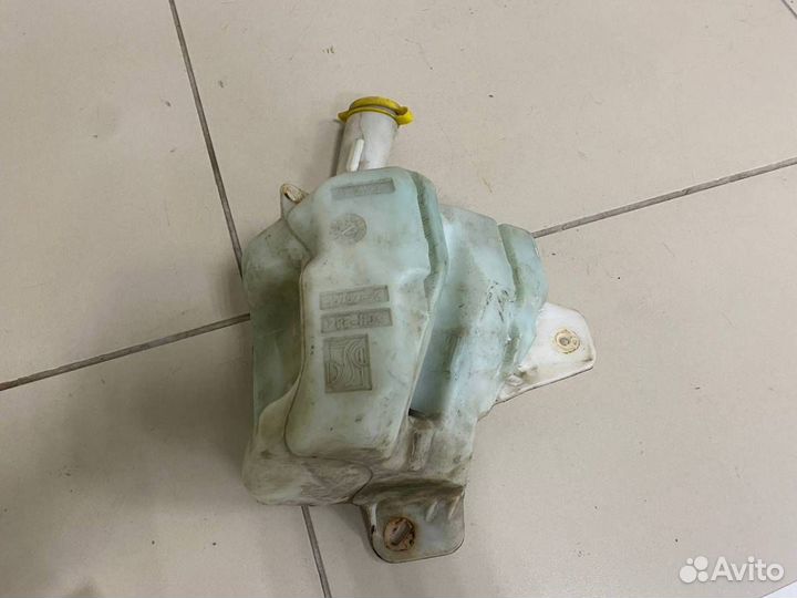 Бачок омывателя лобового стекла Opel Corsa D 2006-2015