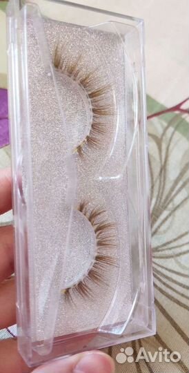 Накладные ресницы русые