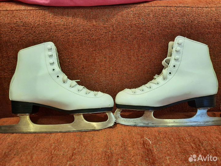 Коньки 35