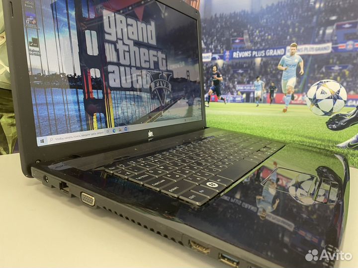 Большой ноубук Dns i5/6gb/SSD/17.3