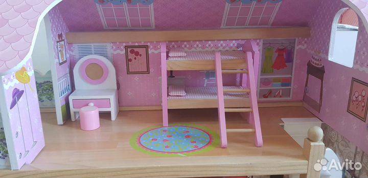 Домик кукольный