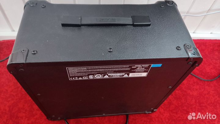 Гитарный комбоусилитель Marshall MG15