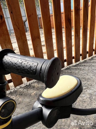 Беговел-велосипед