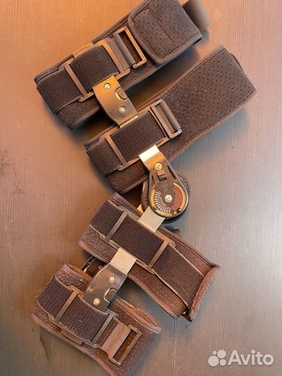 Ортез на коленный сустав