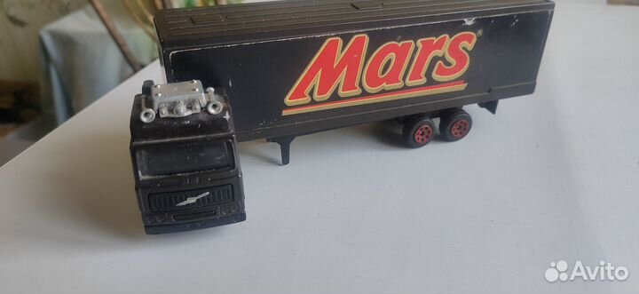 Corgi toys тягач Вольво