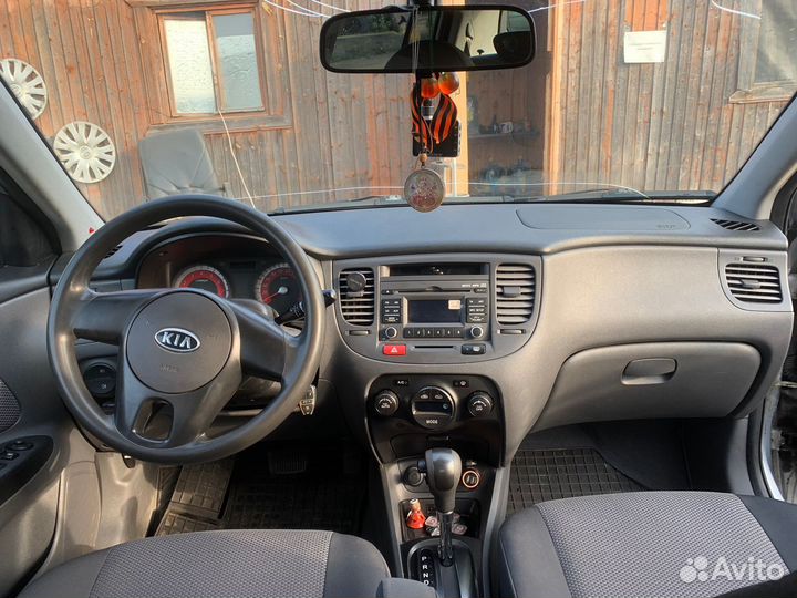 Kia Rio 1.4 AT, 2011, 206 000 км