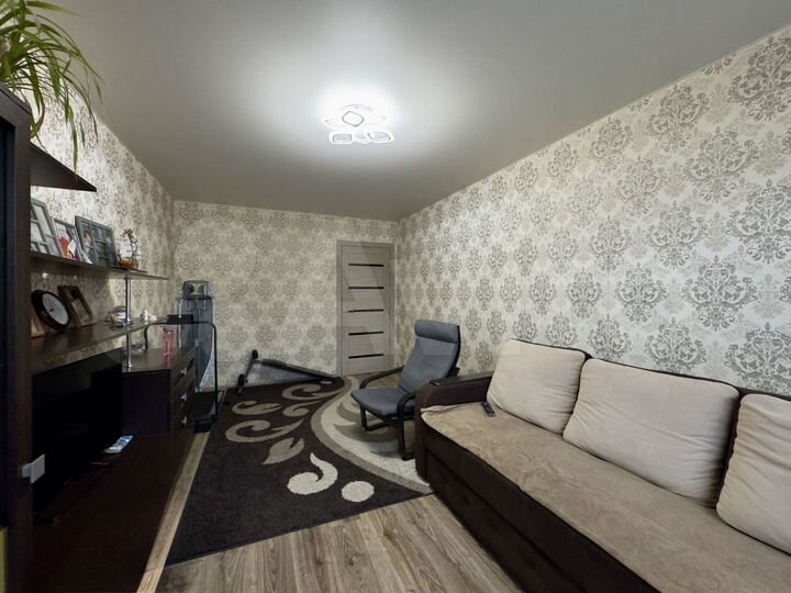 2-к. квартира, 47 м², 5/5 эт.
