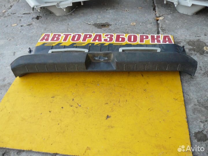 Обшивка багажника для Nissan Note