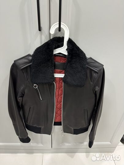 Куртка кожаная женская