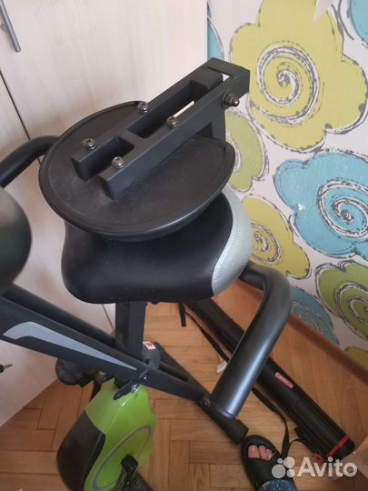 Продаю велотренажер в отлично состоянии