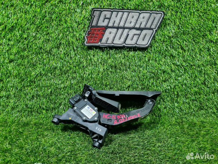 Педаль газа Hyundai Grandeur HG G4KJ 2011