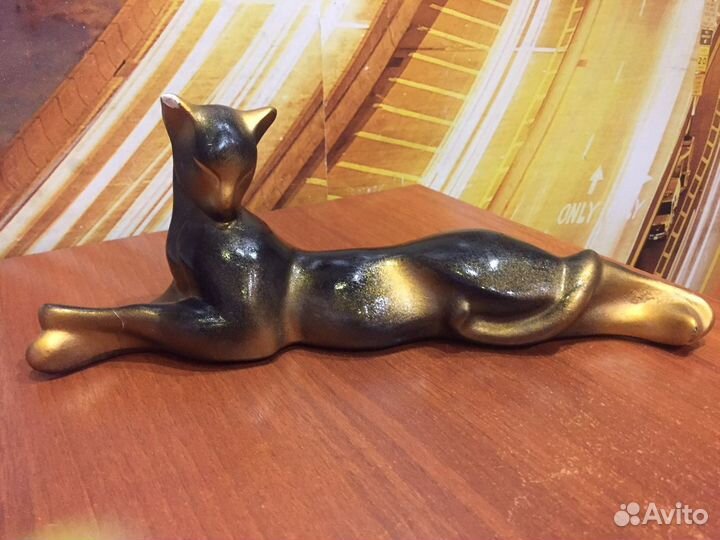 Сувениры,статуэтки