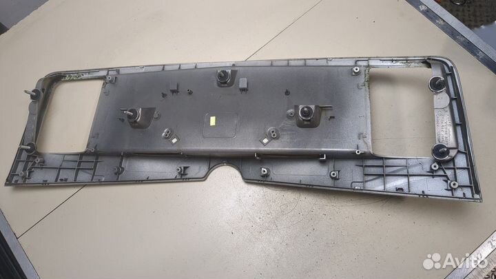 Накладка под номер Cadillac CTS, 2007