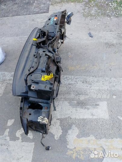 Телевизор панель Ford Fiesta