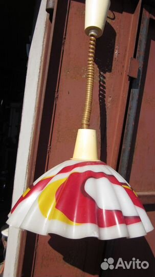 Светильники потолочные подвесные