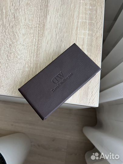 Часы daniel wellington