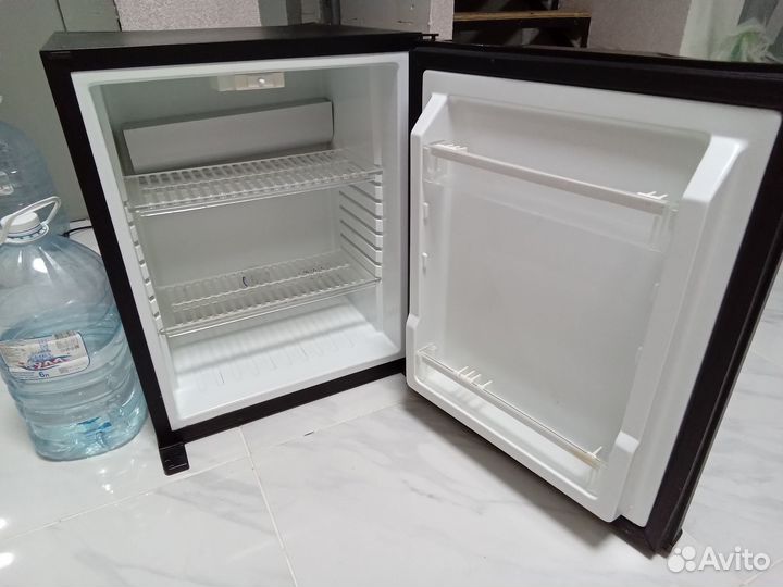 Мини бар холодильник