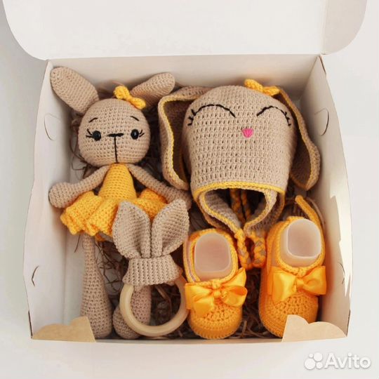 Шапка вязаная детская ручная работа