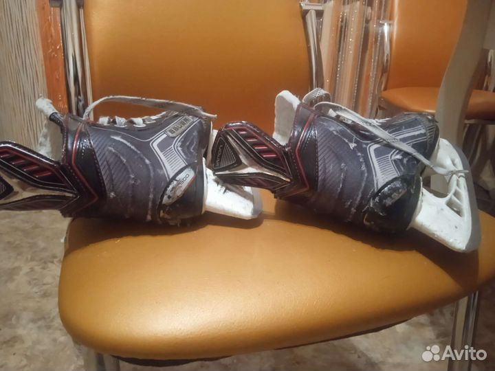Хоккейные коньки bauer vapor x500