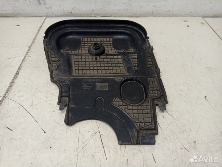 Кожух ремня грм Volvo S80 2001