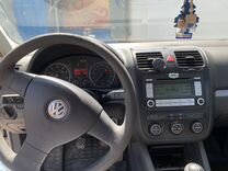 Volkswagen Jetta 1.6 MT, 2007, 274 000 км, с пробегом, цена 550 000 руб.