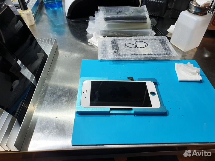 Замена переклейка стекла дисплеев Samsung и Apple