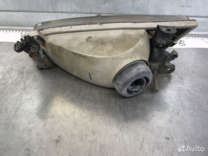 Фара правая Toyota Camry MCV20 1996- 2001