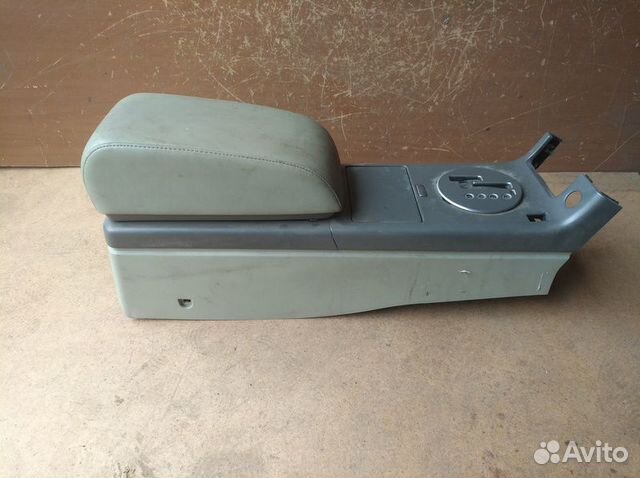 Консоль центральная Nissan Skyline V35 с2001-2007г