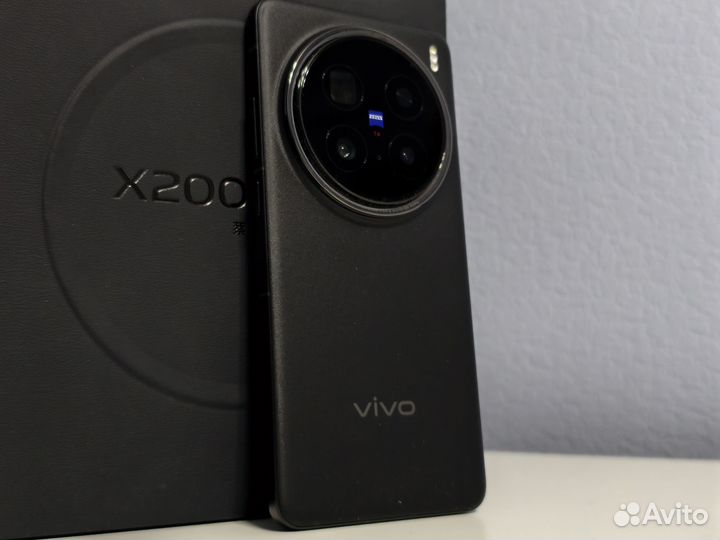 vivo X200 Pro, 16/512 ГБ