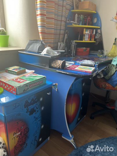 Продам детскую мебель